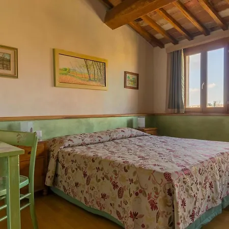Casacenti Bed & Breakfast