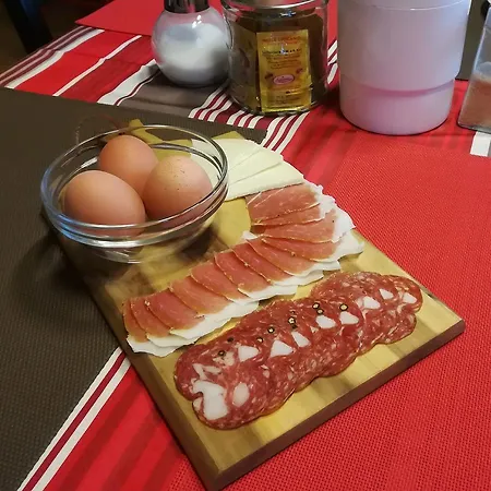 Casacenti Bed & Breakfast *