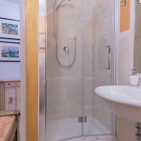 فندق مبيت وإفطار Casacenti *