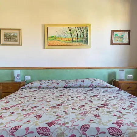 Casacenti Panzió Siena