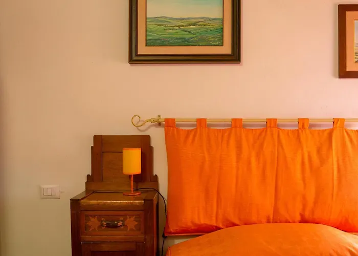 Casacenti Bed & Breakfast *